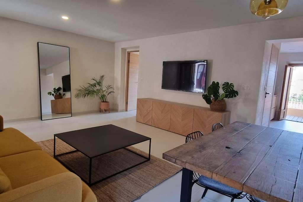 Appartement Au Centre Du Village Cargèse Exterior foto